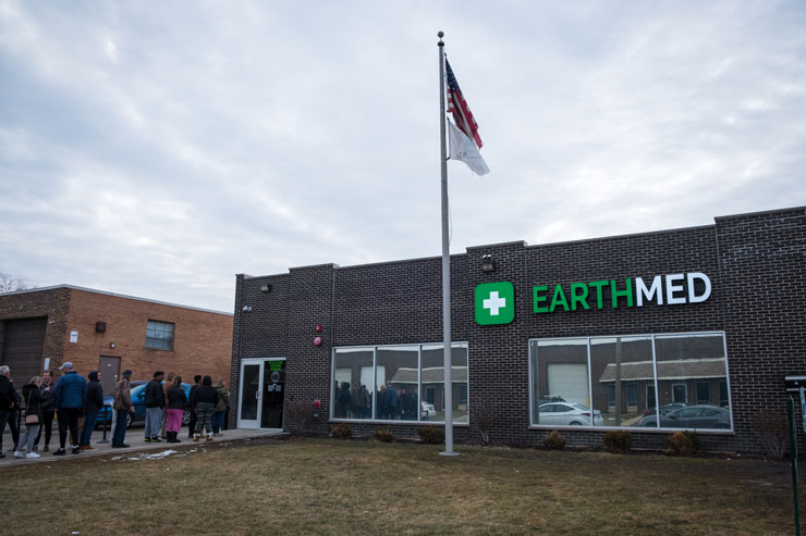 medical cannabis dispensary illinois