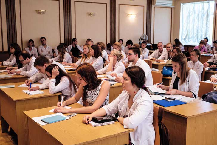 Medical schools teaching cannabis medicine